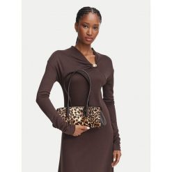 Torebka MICHAEL Michael Kors. Brązowe torebki klasyczne MICHAEL Michael Kors, bez wzorów, bez dodatków. Za 1,429.00 zł.