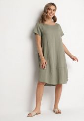 Zielona Rozkloszowana Wiskozowa Sukienka Trivoria. Zielone sukienki Born2be, na co dzień, l, bez wzorów, z materiału, eleganckie, bez kołnierzyka, bez ramiączek, midi, rozkloszowane. Za 54.99 zł.