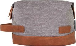 Kosmetyczka Travison brązowa 28 x 8 x 19 cm. Brązowe kufry i kosmetyczki Erima, bez wzorów, z tkaniny, bez dodatków. Za 115.99 zł.