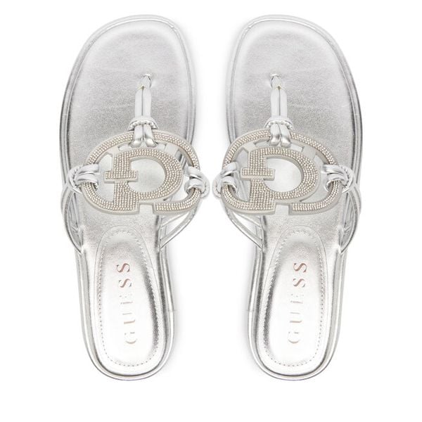 Japonki Guess. Szare klapki Guess, z aplikacjami, bez obcasa. Za 589.99 zł.