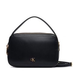 Torebka Calvin Klein. Czarne listonoszki Calvin Klein, bez wzorów, bez dodatków. Za 409.99 zł.