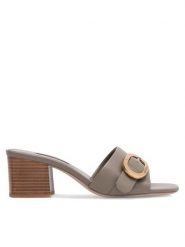 Gino Rossi Klapki VITA-V15595-15-1 Khaki. Brązowe klapki Gino Rossi, bez wzorów, ze skóry, bez obcasa. Za 229.99 zł.