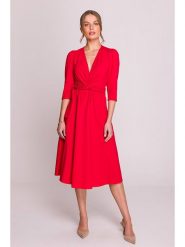 Stylove Sukienka w kolorze czerwonym rozmiar: M. Czerwone sukienki Stylove, m, bez wzorów, bez kołnierzyka, bez ramiączek, midi. Za 281.10 zł.