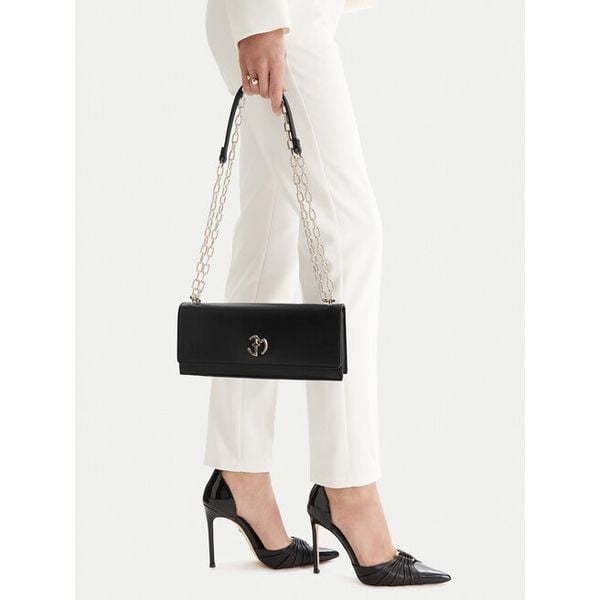 Torebka Eva Minge. Czarne listonoszki Eva Minge, bez wzorów, bez dodatków. Za 128.99 zł.