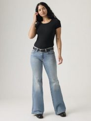 Levi's Dżinsy - Flared fit - w kolorze błękitnym rozmiar: W31/L32. Niebieskie jeansy Levi's®, l, z aplikacjami. Za 174.95 zł.