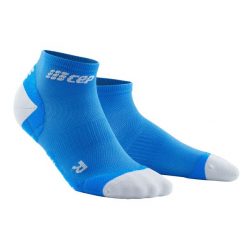 Skarpety do biegania damskie CEP Ultralight kompresyjne low-cut. Niebieskie skarpety CEP, bez wzorów. Za 64.00 zł.
