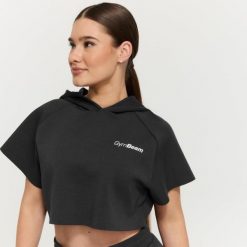 Bluza damska fitness z kapturem Cropped Relay Black. Czarne bluzy GYMBEAM, m, bez wzorów, z materiału, z kapturem. Za 128.90 zł.