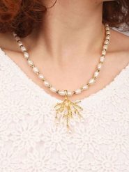 L'Atelier de Gaia Pozłacany naszyjnik z perłami - dł. 46 cm rozmiar: onesize. Białe naszyjniki L'Atelier de Gaia, z perłą, pozłacane. Za 118.56 zł.