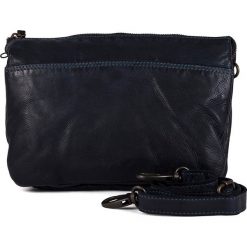 Skórzana torebka w kolorze granatowym - 28 x 26 x 17 cm. Niebieskie torby na ramię neropantera, bez wzorów, z materiału, na ramię, bez dodatków. W wyprzedaży za 265.95 zł.