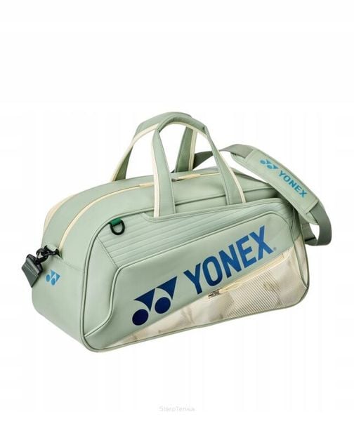 Torba tenisowa Yonex Expert Boston Bag. Zielone torby na ramię YONEX, bez wzorów, z materiału, eleganckie, na ramię, bez dodatków. Za 639.00 zł.