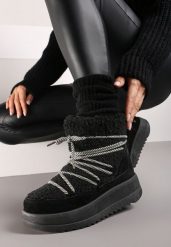 Czarne Wsuwane Śniegowce na Grubej Podeszwie Zdobione Futerkiem i Imitacją Sznurówek Avadira. Czarne trapery i śniegowce Born2be, z jeansu. Za 69.99 zł.