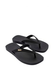 Melissa Japonki w kolorze czarnym rozmiar: 38. Czarne klapki Melissa, bez wzorów, z otwartym noskiem, bez obcasa. Za 47.82 zł.