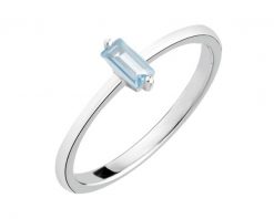 Pierścionek srebrny z cyrkonią. Szare pierścionki Apart, z cyrkonią, srebrne. W wyprzedaży za 65.40 zł.