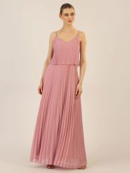APART Sukienka w kolorze jasnoróżowym rozmiar: 42. Różowe sukienki Apart, na co dzień, bez wzorów, bez kołnierzyka, bez ramiączek, maxi, proste. Za 260.99 zł.