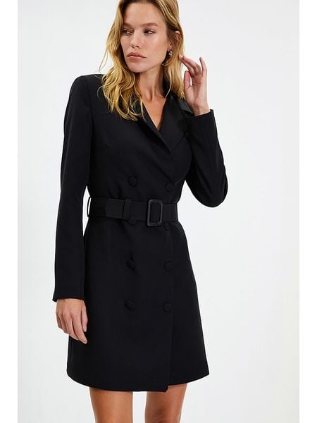 Trendyol Sukienka w kolorze czarnym rozmiar: 42. Czarne sukienki Trendyol, bez wzorów, z tkaniny, bez kołnierzyka, bez ramiączek, mini. Za 69.75 zł.