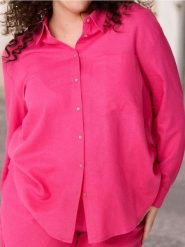 Koszula z domieszką lnu PLUS SIZE - różowy. Czerwone koszule Sinsay, l, bez wzorów, z materiału, bez kołnierzyka, plus size, bez ramiączek. Za 49.99 zł.