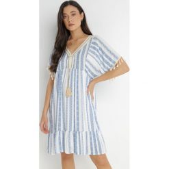 Niebieska Sukienka Sophoreia. Niebieskie sukienki Born2be, xl, z aplikacjami, boho, bez kołnierzyka, bez ramiączek, mini, rozkloszowane. Za 49.99 zł.