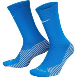Skarpety piłkarskie uniseks Nike Strike Crew WC22. Niebieskie skarpety Nike, bez wzorów. Za 66.43 zł.