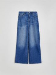 Jeansy wide leg - niebieski. Niebieskie jeansy Reserved, bez wzorów. W wyprzedaży za 69.99 zł.