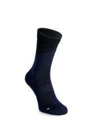 Skarpety merino Devold Endurance Merino Sock. Niebieskie skarpety Devold, bez wzorów, z elastanu. Za 126.49 zł.