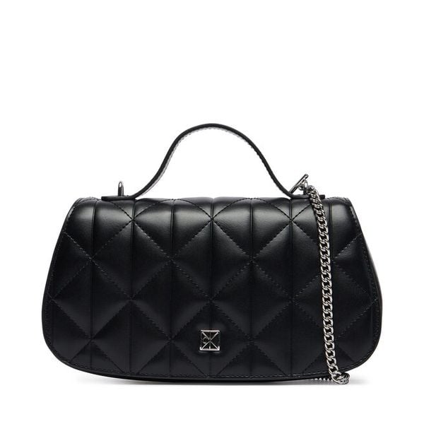 Torebka Calvin Klein. Czarne torebki klasyczne Calvin Klein, bez wzorów, bez dodatków. Za 649.99 zł.