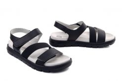 Dr. Brinkmann 710270-01 schwarz, sandały damskie. Czarne sandały Dr. Brinkmann, bez wzorów, ze skóry, bez obcasa, bez zapięcia. Za 263.90 zł.