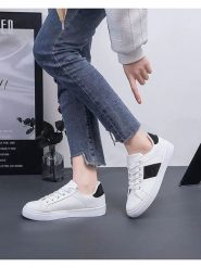 Zapato Skórzane botki w kolorze czarnym rozmiar: 41. Czarne botki Zapato, bez wzorów, ze skóry, z okrągłym noskiem, bez obcasa, bez zapięcia. Za 47.82 zł.