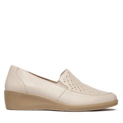 Półbuty Caprice. Czółenka Caprice, bez wzorów, bez obcasa, na koturnie, bez zapięcia. Za 339.99 zł.