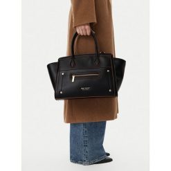 Torebka Nine West. Czarne torebki klasyczne Nine West, bez wzorów, bez dodatków. Za 249.99 zł.