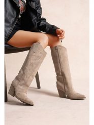 Foreverfolie Kozaki w kolorze khaki rozmiar: 39. Brązowe kozaki Foreverfolie, na zimę, bez obcasa, bez zapięcia. Za 152.99 zł.