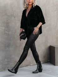 Milan Kiss Aksamitna koszula w kolorze czarnym rozmiar: S. Czarne koszule Milan Kiss, s, bez wzorów, bez kołnierzyka, bez ramiączek. Za 130.99 zł.