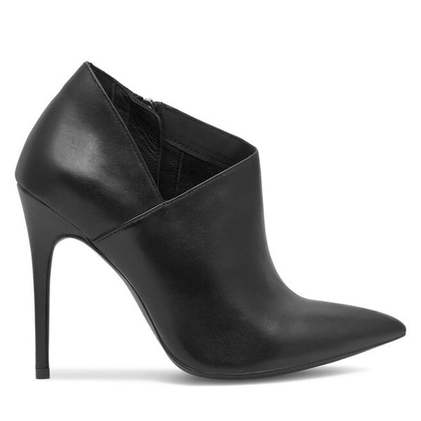 Botki Badura. Czarne botki Badura, bez wzorów, bez obcasa, na szpilce, bez zapięcia. Za 359.99 zł.