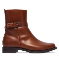 Botki ECCO. Brązowe botki ecco, bez wzorów, bez obcasa, na płaskiej podeszwie, bez zapięcia. Za 799.99 zł.
