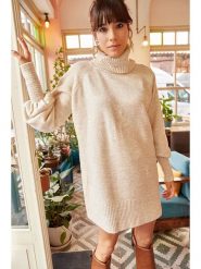 Olalook Sukienka dzianinowa w kolorze beżowym rozmiar: onesize. Brązowe sukienki Olalook, bez wzorów, z dzianiny, bez kołnierzyka, bez ramiączek, mini. Za 92.42 zł.