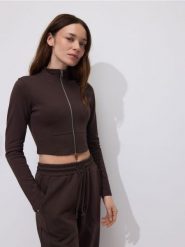 Bluza z wysoką stójką - ciemnobrązowy. Brązowe bluzy Reserved, l, bez wzorów, z bawełny, bez kaptura. Za 89.99 zł.