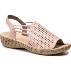 Sandały RIEKER - 65845-31 Rosa. Czerwone sandały Rieker, bez wzorów, z materiału, bez obcasa, bez zapięcia. W wyprzedaży za 169.00 zł.