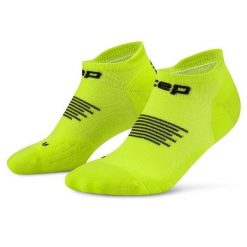 Damskie skarpety kompresyjne do biegania stopki sportowe Core Run. Zielone skarpety CEP, bez wzorów, z elastanu. Za 74.00 zł.