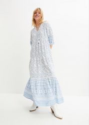 Długa sukienka z lejącej wiskozy. Białe sukienki bonprix, na lato, bez wzorów, z wiskozy, bez kołnierzyka, bez ramiączek, maxi. Za 149.99 zł.