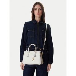 Torebka MICHAEL Michael Kors. Białe torebki klasyczne MICHAEL Michael Kors, bez wzorów, bez dodatków. Za 1,128.99 zł.