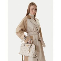 Torebka Guess. Torebki klasyczne Guess, z aplikacjami, bez dodatków. Za 749.99 zł.