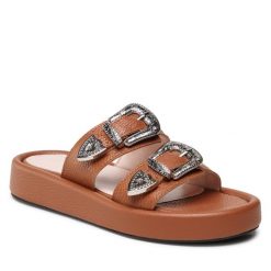 Klapki L37. Brązowe klapki L37, bez wzorów, bez obcasa. Za 359.99 zł.