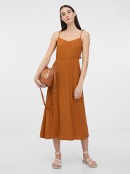 Orsay Sukienka w kolorze jasnobrązowym rozmiar: 38. Brązowe sukienki Orsay, bez wzorów, bez kołnierzyka, bez ramiączek, maxi, rozkloszowane. Za 139.95 zł.