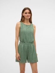 Vero Moda Top w kolorze zielonym rozmiar: XS. Zielone topy Vero Moda, xs, bez wzorów, bez kołnierzyka, bez ramiączek. Za 52.79 zł.