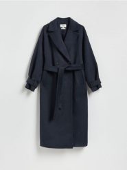 Płaszcz z wełną - granatowy. Niebieskie płaszcze Reserved, l, bez wzorów, z tkaniny, bez kaptura. Za 599.99 zł.