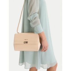 Torebka Lasocki. Brązowe listonoszki Lasocki, bez wzorów, bez dodatków. Za 159.99 zł.