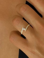 DIA DIAMONDS Pozłacany pierścionek z diamentami rozmiar: 52. Żółte pierścionki DIA DIAMONDS, z diamentem, pozłacane. Za 257.92 zł.