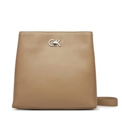 Torebka Calvin Klein. Białe torebki klasyczne Calvin Klein, bez wzorów, bez dodatków. Za 489.99 zł.