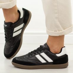 Czarne półbuty damskie American Club RD34. Czarne obuwie sportowe American CLUB, na jesień, z jeansu, bez zapięcia. Za 179.00 zł.