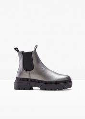 Botki sztyblety. Szare botki bonprix, bez wzorów, bez obcasa, bez zapięcia. Za 169.99 zł.