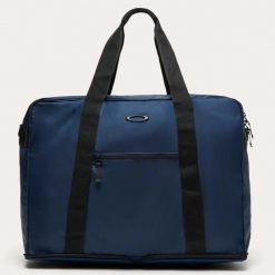 Torba podróżna Oakley PACKABLE 42 L FOS901958-6GA. Niebieskie torby na ramię Oakley, z aplikacjami, z neoprenu, sportowe, na ramię, bez dodatków. Za 289.02 zł.